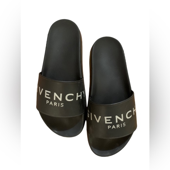 Givenchy Shoes - Givenchy Black Sandal Slides size 8 good condition